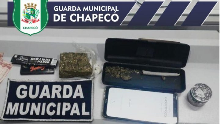 Guarda Municipal prende dois homens por posse de drogas em Chapecó