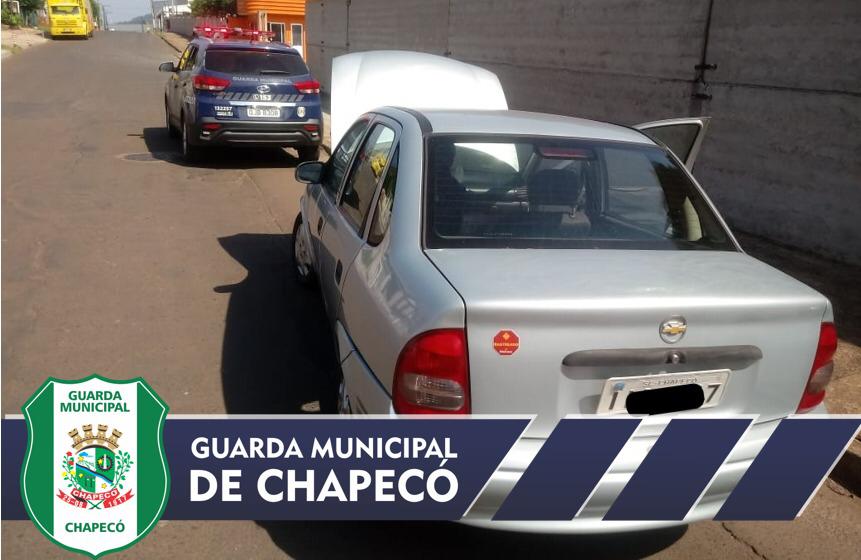 Guarda Municipal recupera carro e moto com registros de furto/roubo em Chapecó