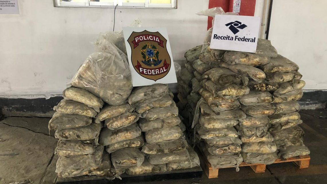 Receita Federal apreende 935 kg de cocaína no Porto de SC