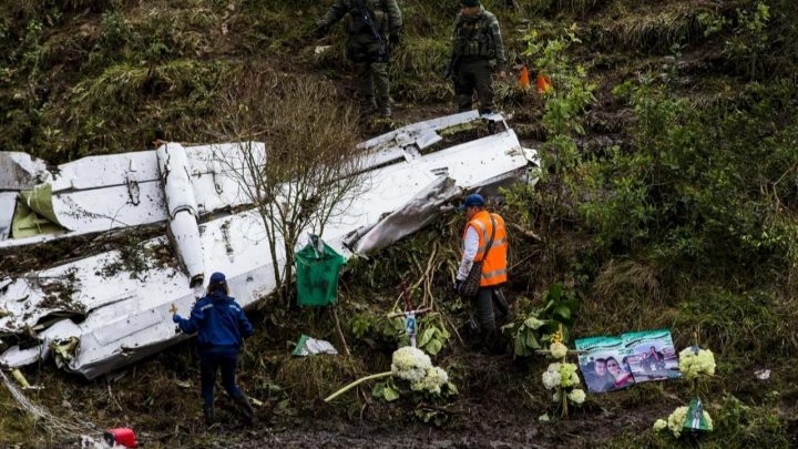 Ministério Público pede US$ 300 milhões de indenização em acidente da Chapecoense