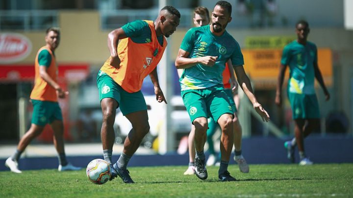 Chapecoense luta por vaga nas quartas de final pelo catarinense 2020