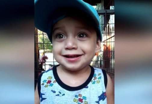 Menino de três anos morre por espancamento por pedir comida em SC