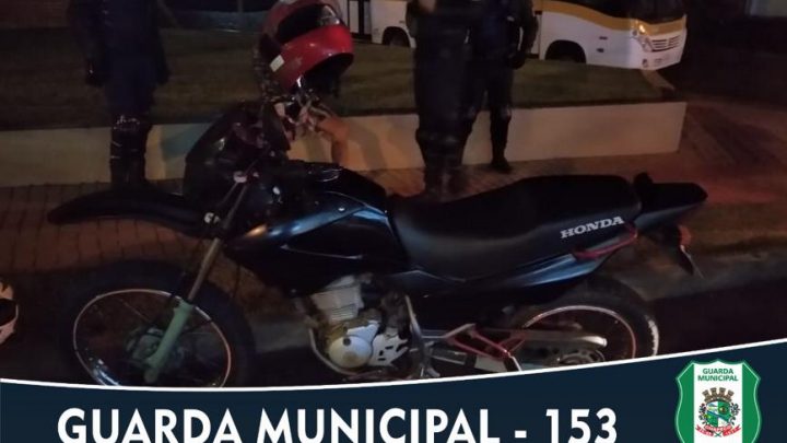 Homem é detido pela Guarda Municipal de posse de motocicleta furtada em Chapecó