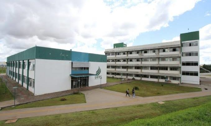 Reitoria da UFFS é contra ação movida por entidades que pedem o fechamento do comércio em Chapecó