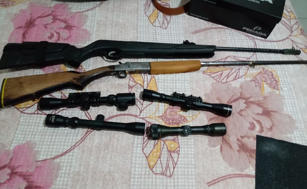 Homem é detido por ameaça e porte ilegal de arma de fogo em Chapecó