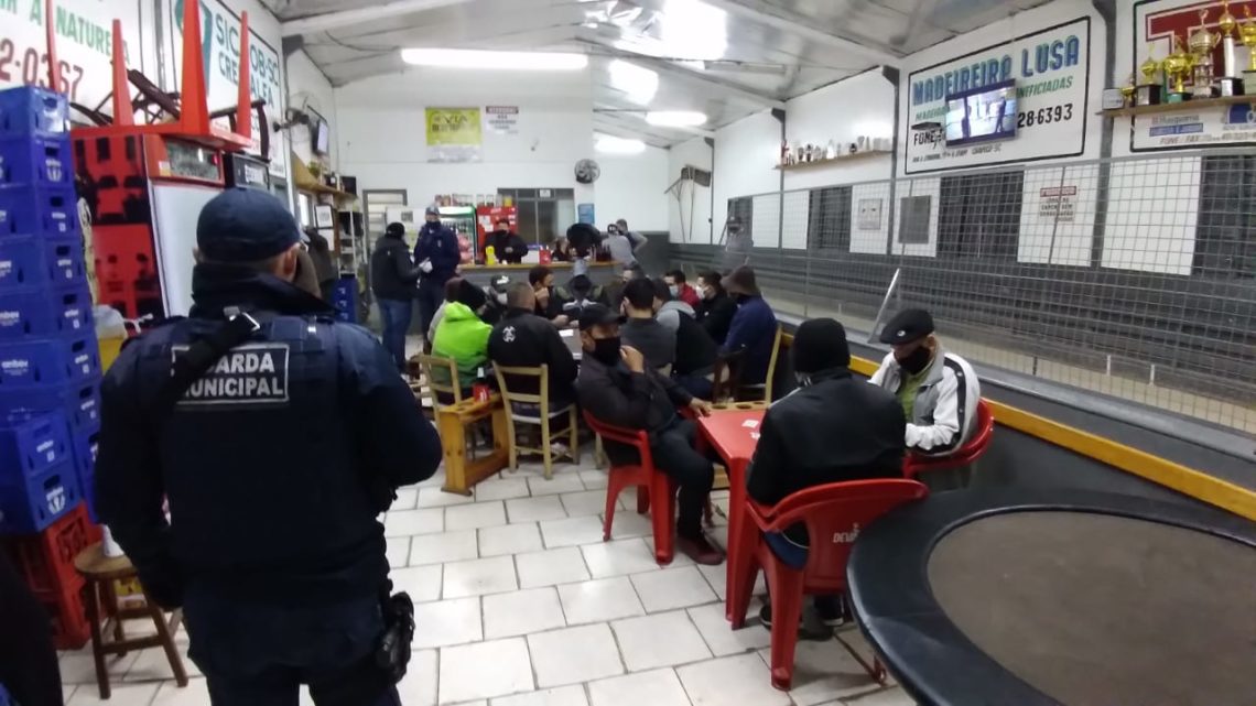 Guarda Municipal e vigilância sanitária realizam fiscalizações em Chapecó