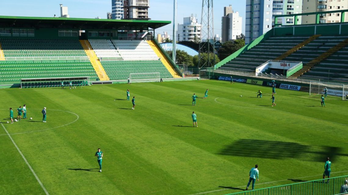 Prefeitura de Florianópolis libera jogos e calendário da Federação Catarinense de Futebol está mantido