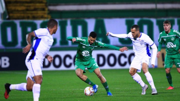 Saúde notifica clubes e partida entre Avaí e Chapecoense é cancelada