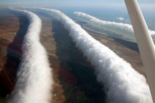 Nuvens do tipo “Glória da Manhã” ou “Rua de nuvens” são registradas no oceano do litoral de SC