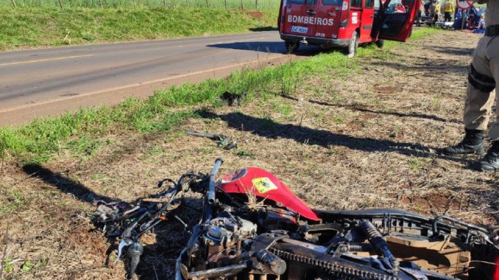 Acidente entre três motocicletas deixa uma vítima grave e duas feridas nas SC-484