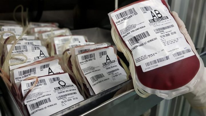 Após decisão do STF, Anvisa revoga restrição à doação de sangue por homens gays