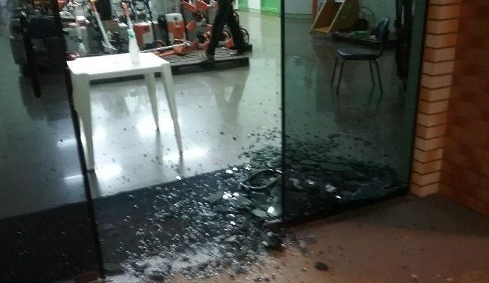 Assaltantes levam cofre de cooperativa em Caxambu do Sul