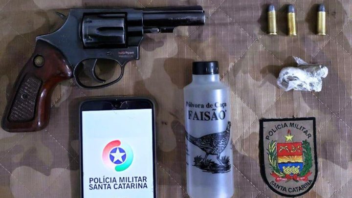 Homem é preso por porte ilegal de arma de fogo no bairro Santo Antônio