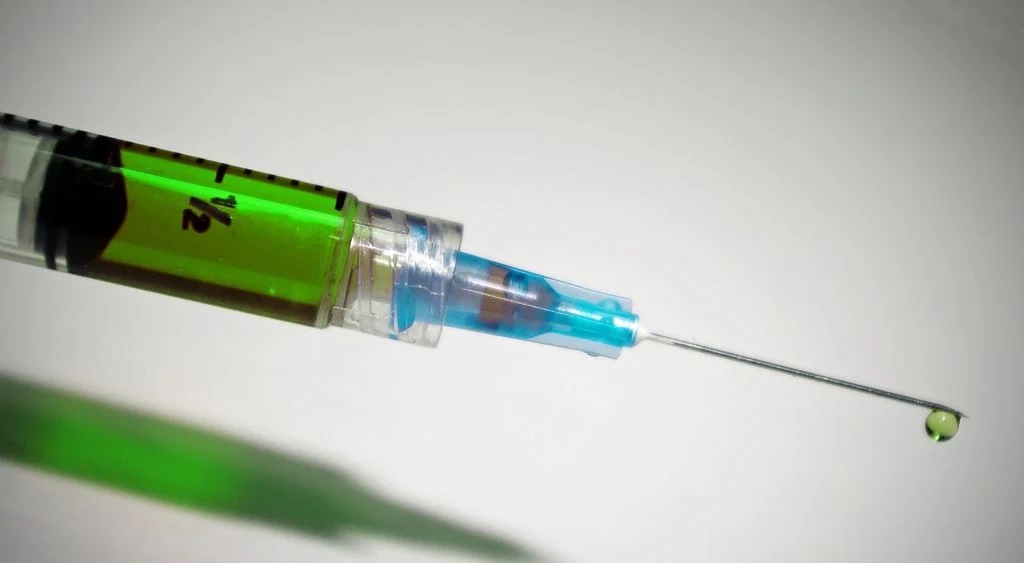 Rússia diz que aprovará vacina contra a covid-19 em duas semanas