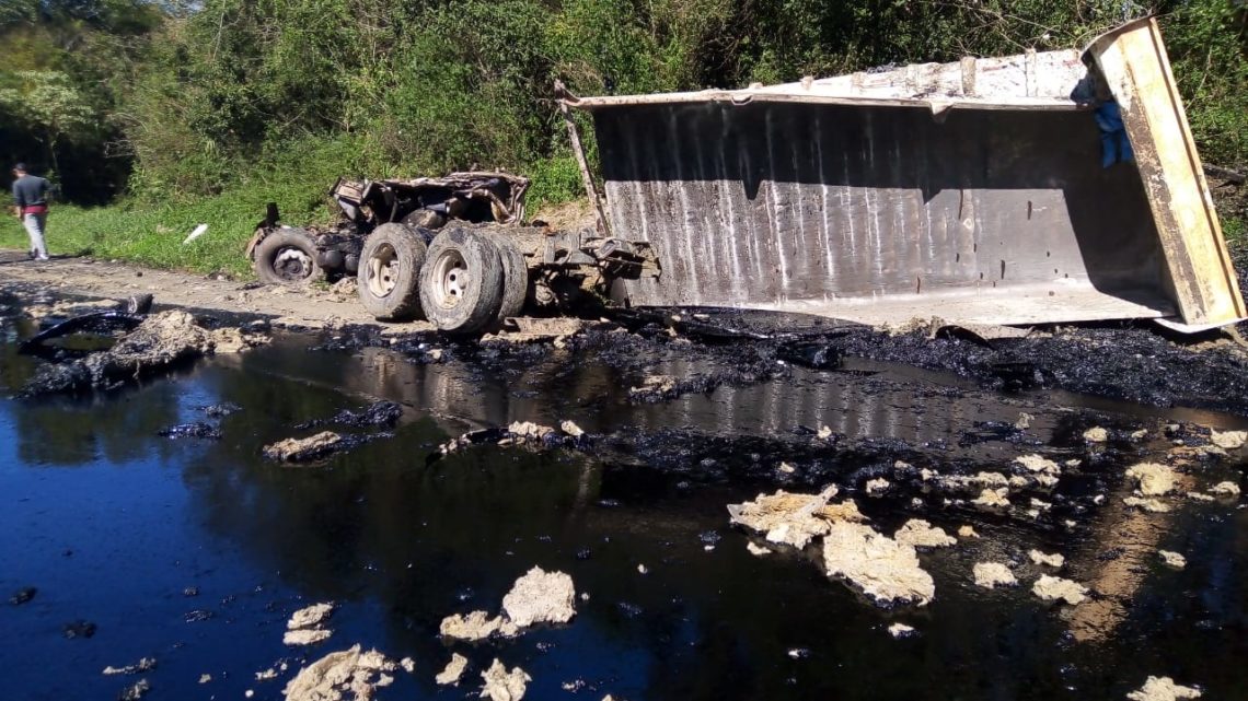 Caminhoneiro morre em grave acidente na BR-476 entre São Mateus do Sul e Lapa