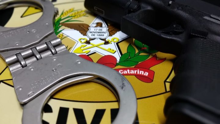 Polícia Civil cumpre mandados de prisão de suspeito de cometer crimes de tentativa de homicídio em Mondaí