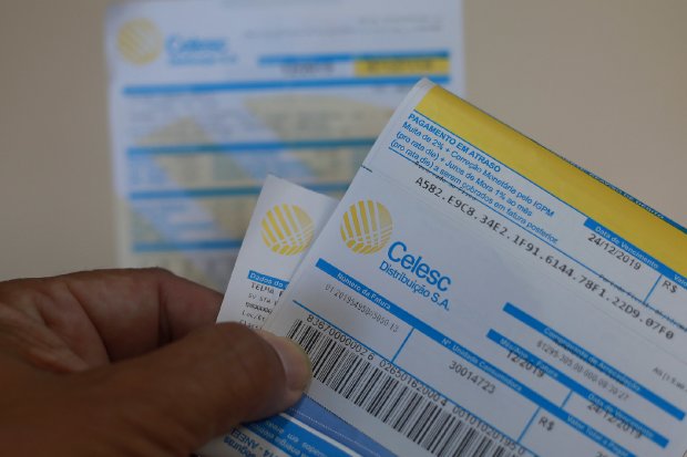 Conta de energia vai subir 8,14% a partir de sábado em SC