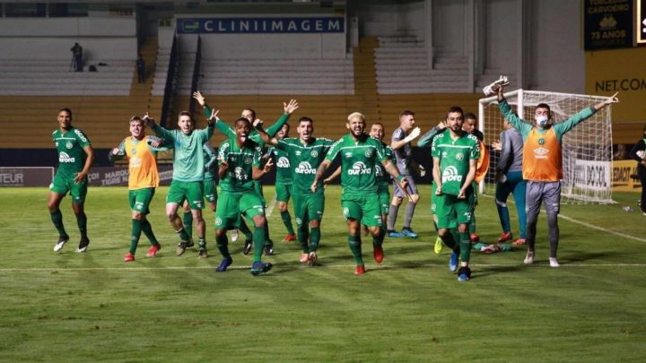 Chapecoense está na final do Catarinense