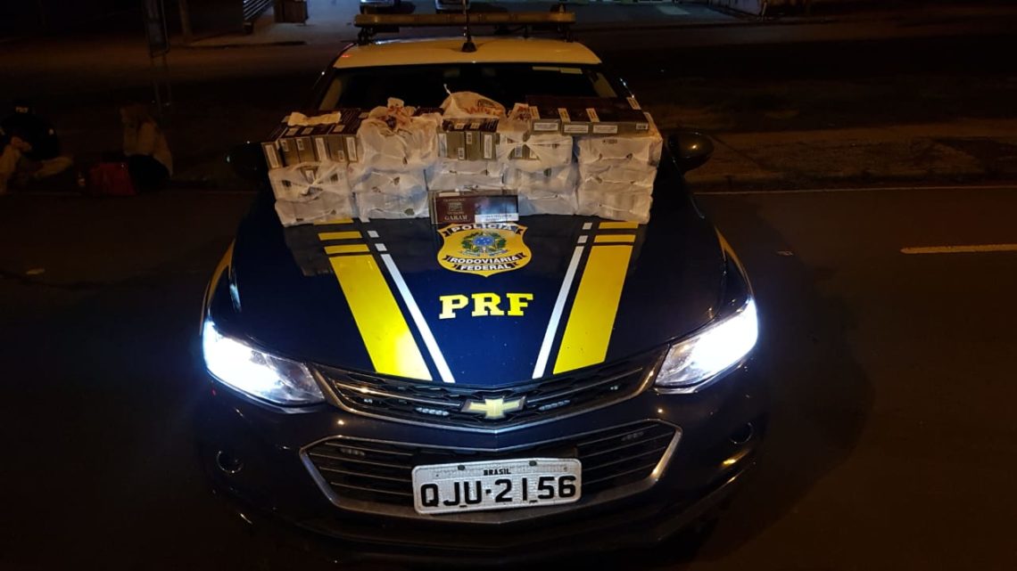 PRF apreende 800 maços de cigarros contrabandeados do Paraguai em Chapecó na BR-480