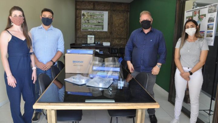 Isoflex doa 2 mil máscaras para a Prefeitura de Campo Magro