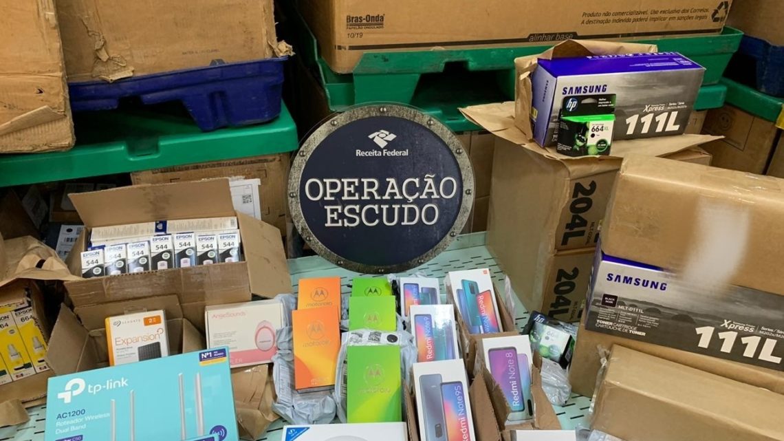Receita Federal apreende mais de R$ 1,2 milhão em mercadorias remetidas ilegalmente pelo correio em SC e PR