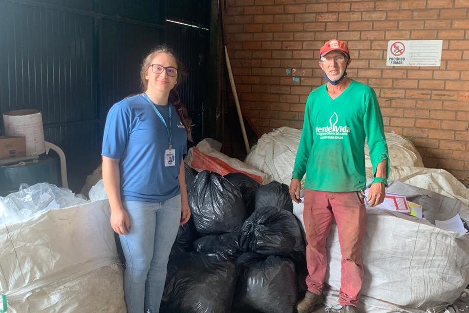 Empresa de Santa Catarina doa mais de uma tonelada de papel para ONG Verde Vida