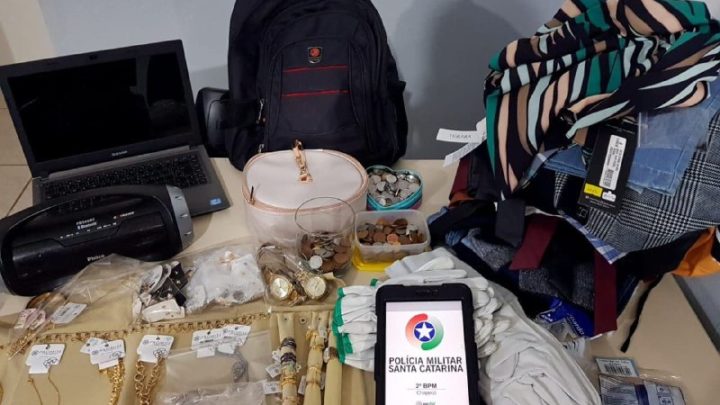 Polícia Militar recupera vários objetos de furto em Chapecó