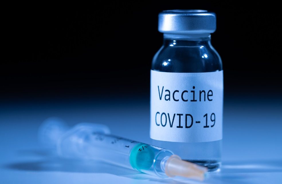 Ministério da Saúde exclui presos da lista de prioridades para vacinação