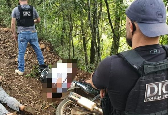 Polícia Civil prende em flagrante autores de roubo a mão armada em Quilombo e Novo Horizonte