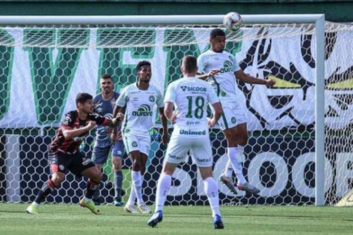 Chape pode assumir a liderança da Série B do Brasileiro