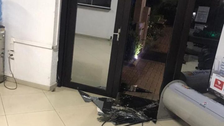 Homem danifica Sede do Batalhão da PM em Chapecó