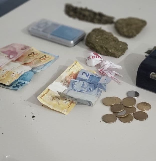 Polícia Militar desmantela ponto de tráfico de drogas em Chapecó