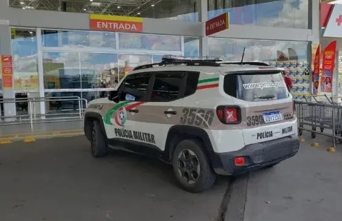 Pais esquecem bebê de 4 meses em carrinho de supermercado na Serra Catarinense