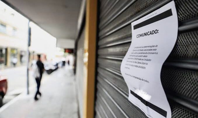 Prefeito anuncia toque de recolher e fechamento do comércio em Chapecó