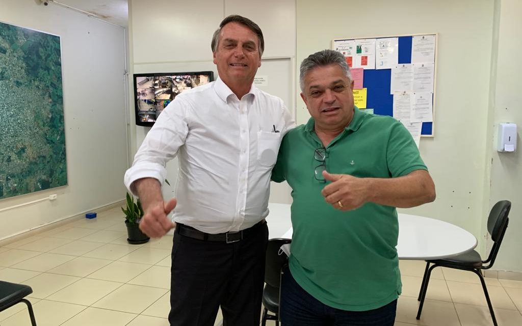Bolsonaro oferece ajuda a Chapecó no combate à Covid-19