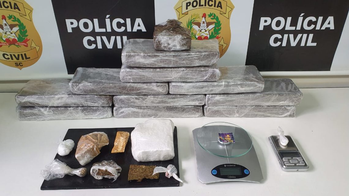 Polícia Civil apreende grande quantidade de maconha, cocaína, crack e LSD no bairro Palmital em Chapecó