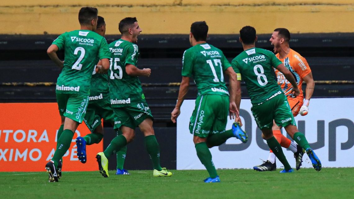 Chape vence o Criciúma e é líder invicta do Campeonato Catarinense