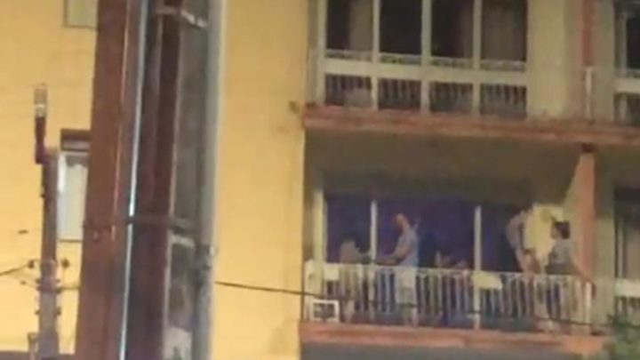 Polícia encerra ‘balada’ em apartamento em Chapecó