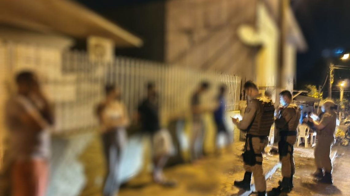 Chá de Bebê: Polícia encerra festa com mais de 20 pessoas em Chapecó