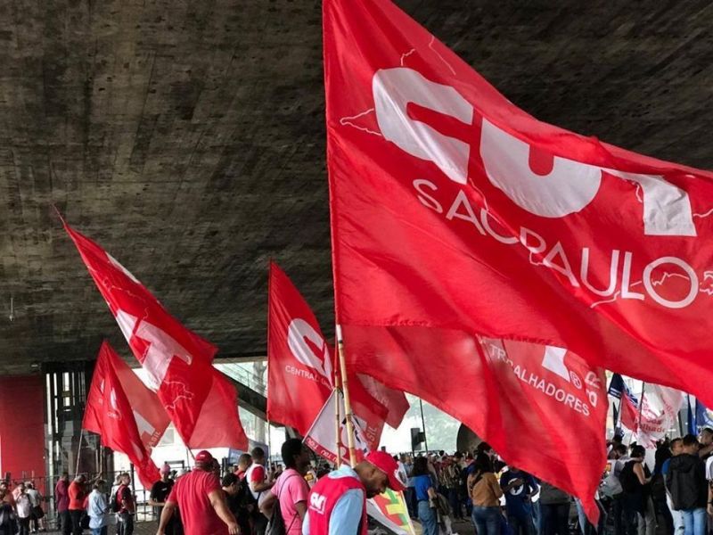 Chineses doam US$ 300 mil para sindicatos brasileiros