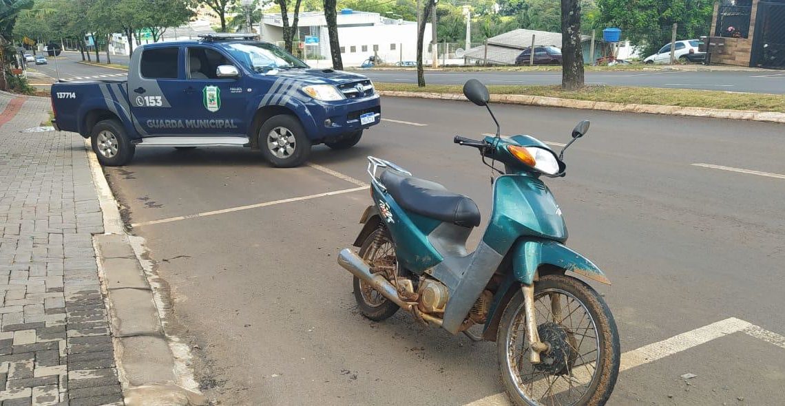 Guarda Municipal apreende motoneta adulterada no centro de Chapecó