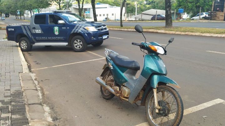 Guarda Municipal apreende motoneta adulterada no centro de Chapecó