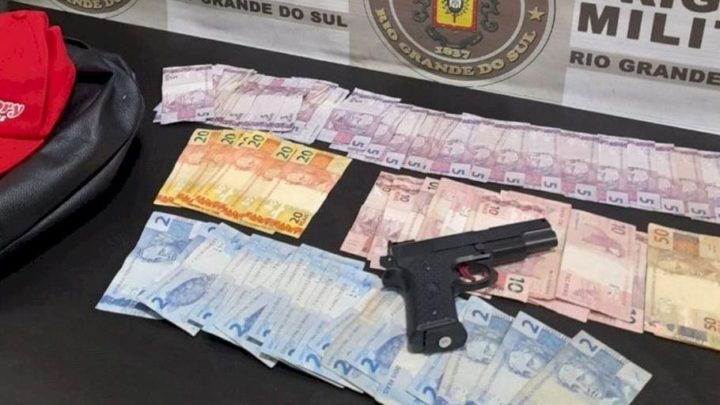 Vídeo: Padre é preso após assaltar três estabelecimentos comerciais no RS