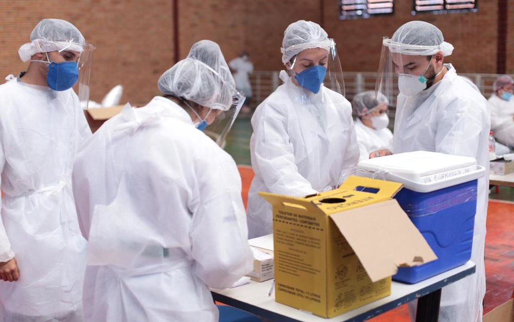 Chapecó abre também vacinação a partir dos 74 anos após receber 1,5 mil doses de vacina