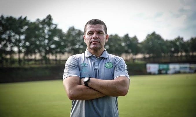 Sport está perto de acertar a contratação do técnico Umberto Louzer, da Chapecoense