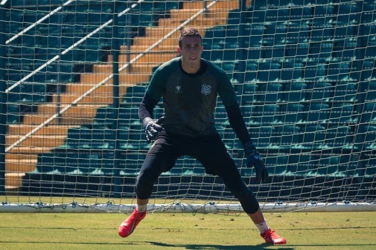 Goleiro do Figueirense está suspenso por cocaína, aponta controle de dopagem