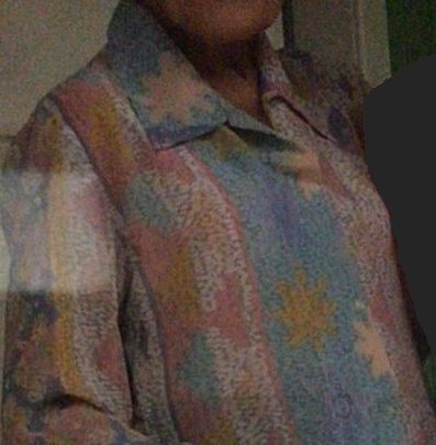 Idosa de 89 anos é encontrada morta com tesoura cravada no pescoço