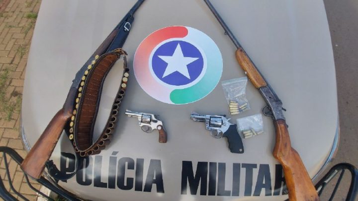 Dois homens e uma mulher são detidos por posse ilegal de arma de fogo e munição no bairro Santos Dumont em Chapecó