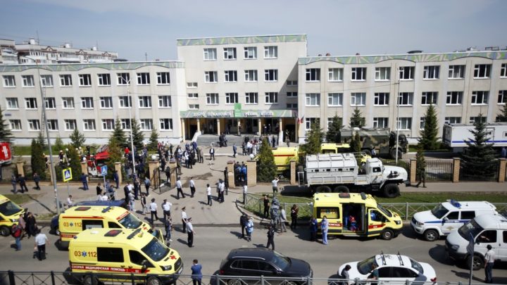 Alunos e professor são mortos em ataque a tiros em escola na Rússia