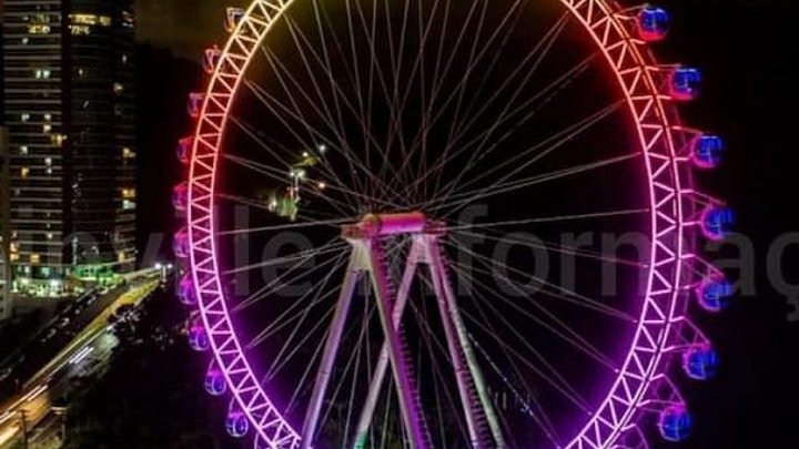 Susto! Casal foi “esquecido” na Roda Gigante Big Whell em Balneário Camboriú